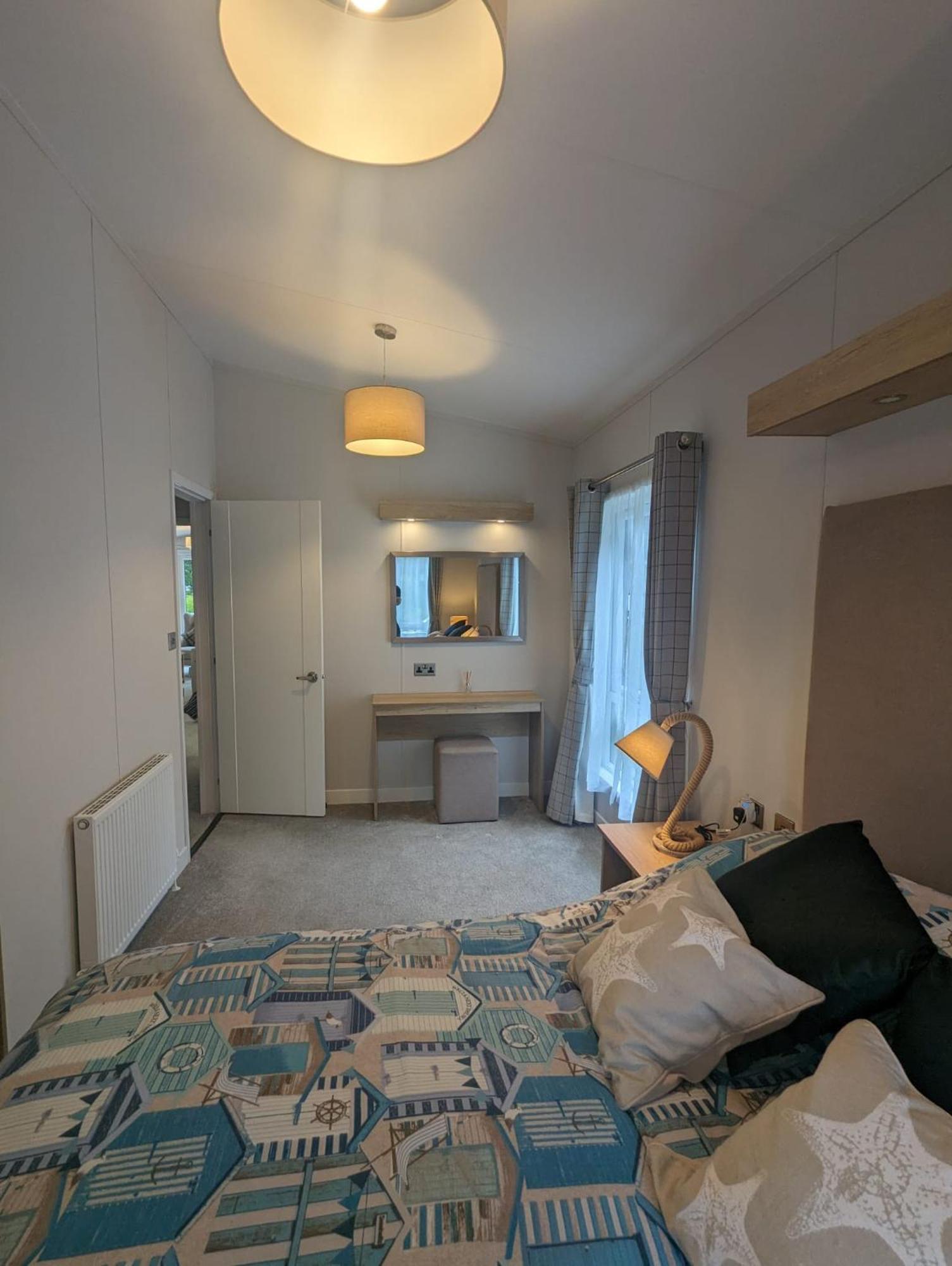 Luxury Stunning Sensation Lodge On 5 Star Shorefield Country Park New Forest Entertainment And Leisure Passes Included 밀퍼드온시 외부 사진
